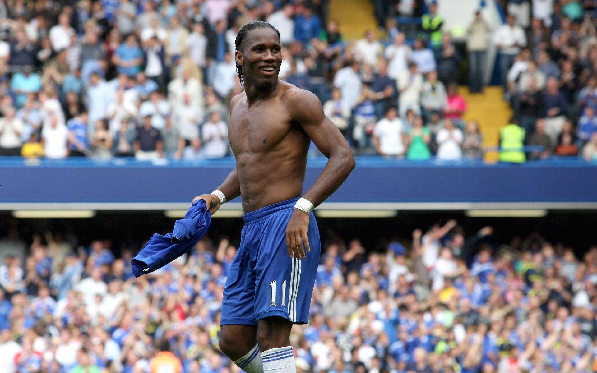 FIFA年度最佳阵容候选名单揭晓，梅西、C罗与本泽马领衔巨星云集